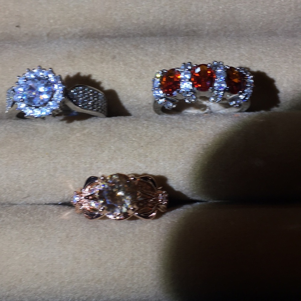 Colored crystal rings bundle of 3